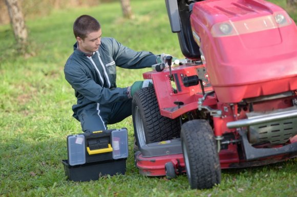 Motoculture Berger Professionnel pour la réparation de tracteur tondeuse Romilly-sur-Seine